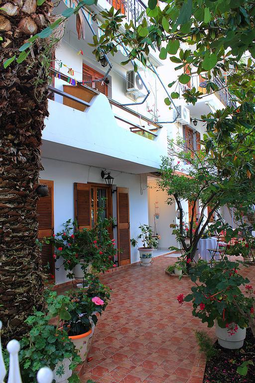 Vaya Zorba Studios Skiathos Exterior photo