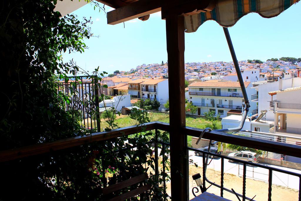 Vaya Zorba Studios Skiathos Room photo