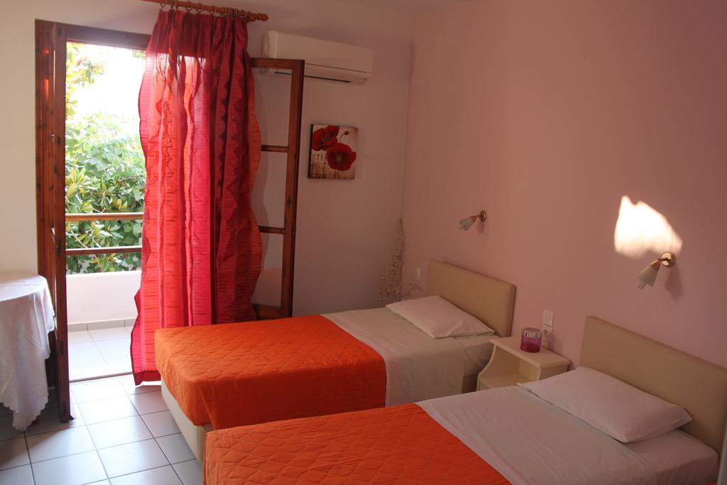 Vaya Zorba Studios Skiathos Exterior photo